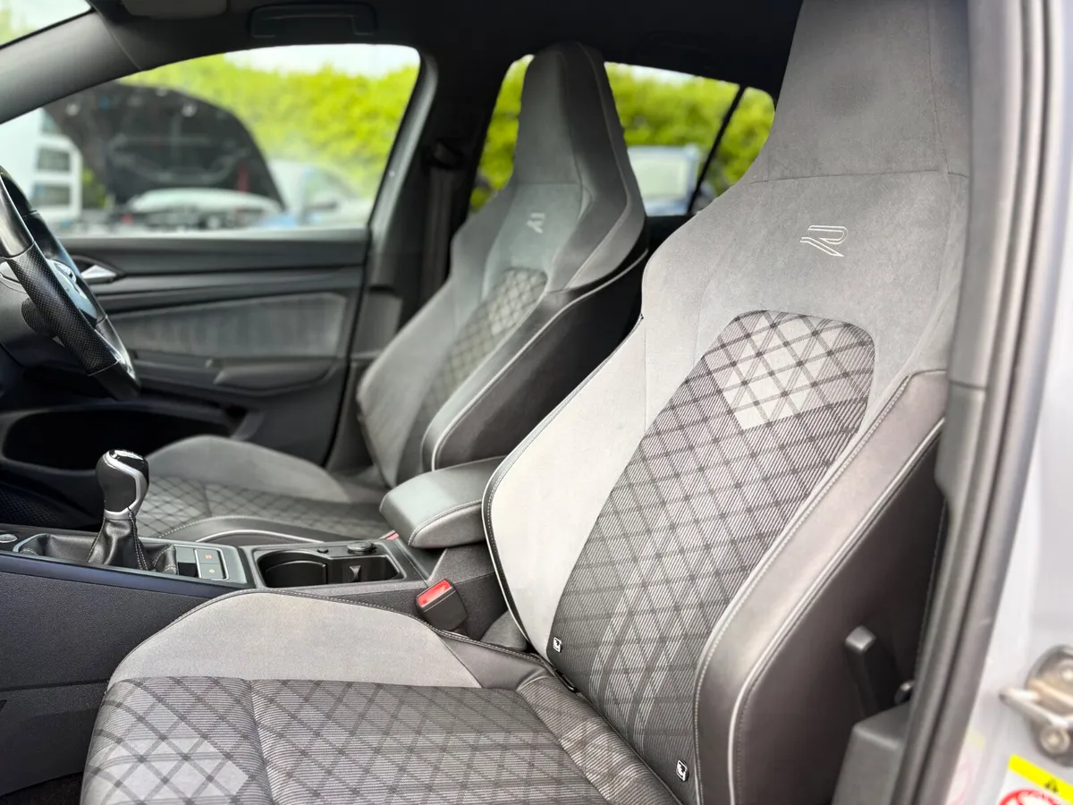Volkswagen Golf Hatchback, Diesel, 2022, Grey