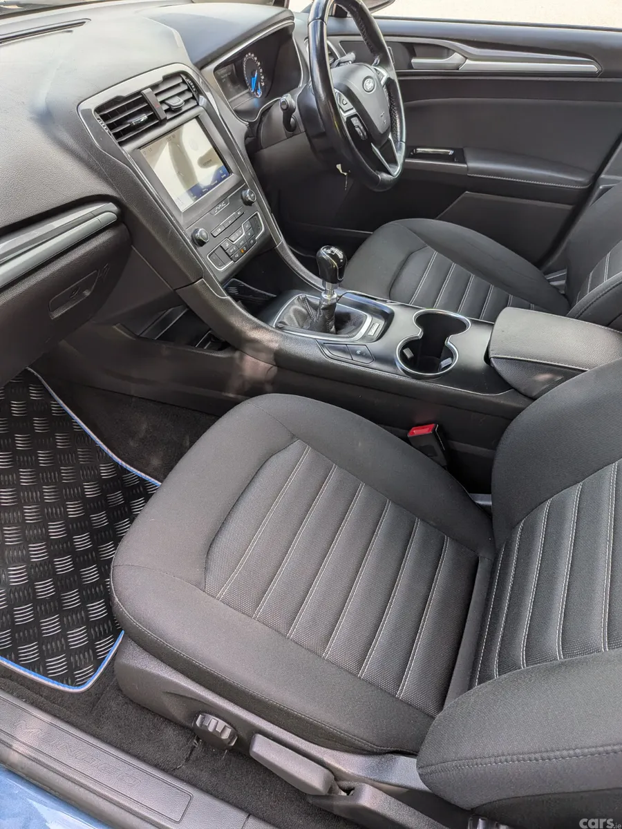 Ford Mondeo Estate/Jeep, Diesel, 2020, Blue