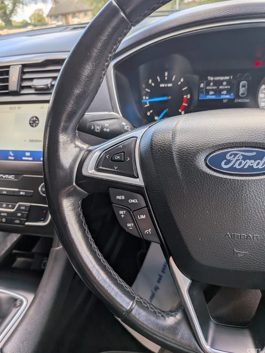 Ford Mondeo Estate/Jeep, Diesel, 2020, Blue