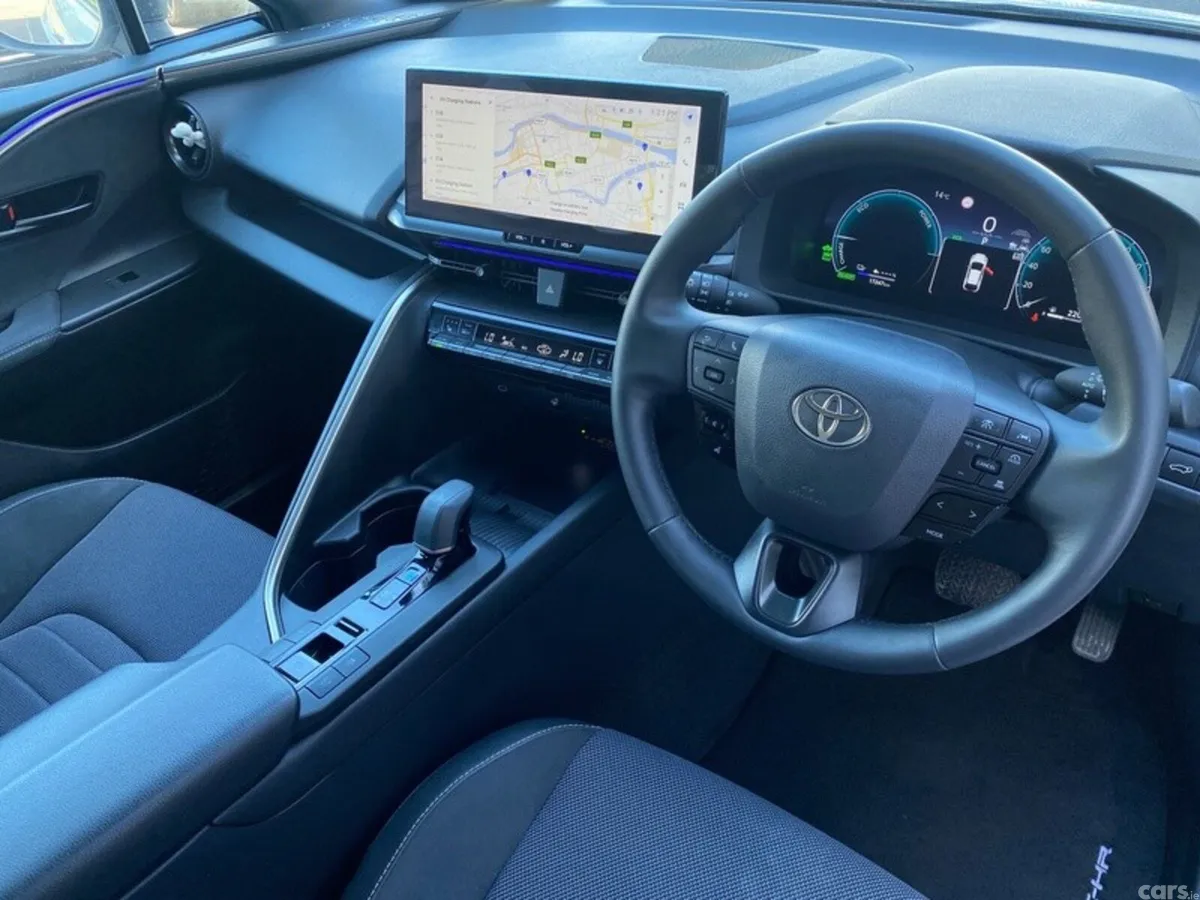 Toyota C-HR Hatchback, Petrol Plug-in Hybrid, 2024, White