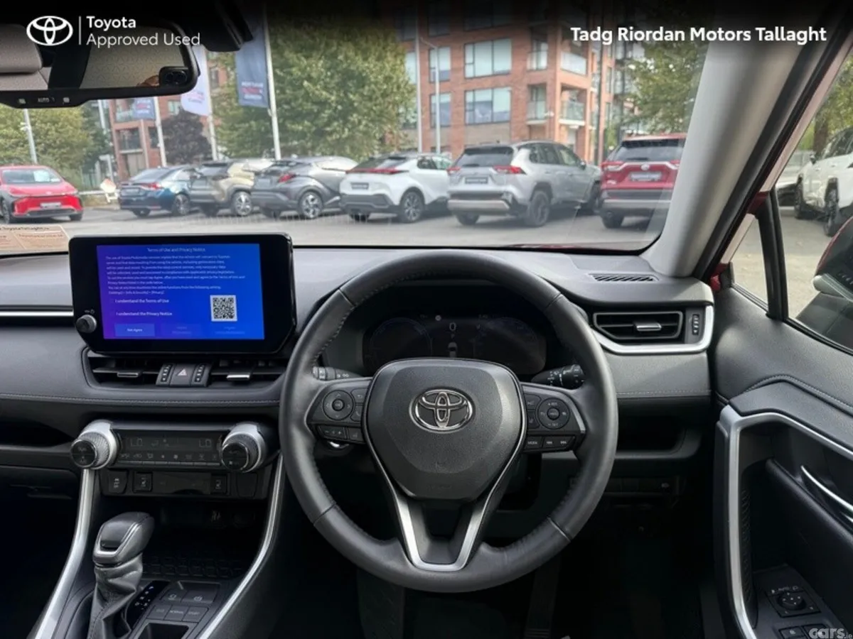Toyota RAV4 SUV, Petrol Hybrid, 2023, Red