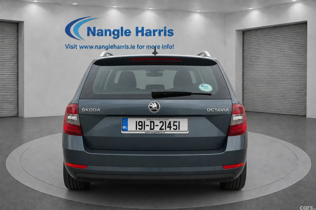 Skoda Octavia Estate, Diesel, 2019, Grey