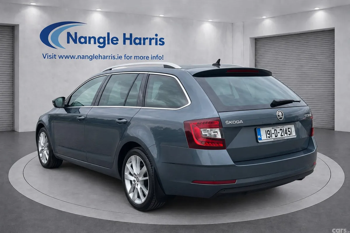 Skoda Octavia Estate, Diesel, 2019, Grey