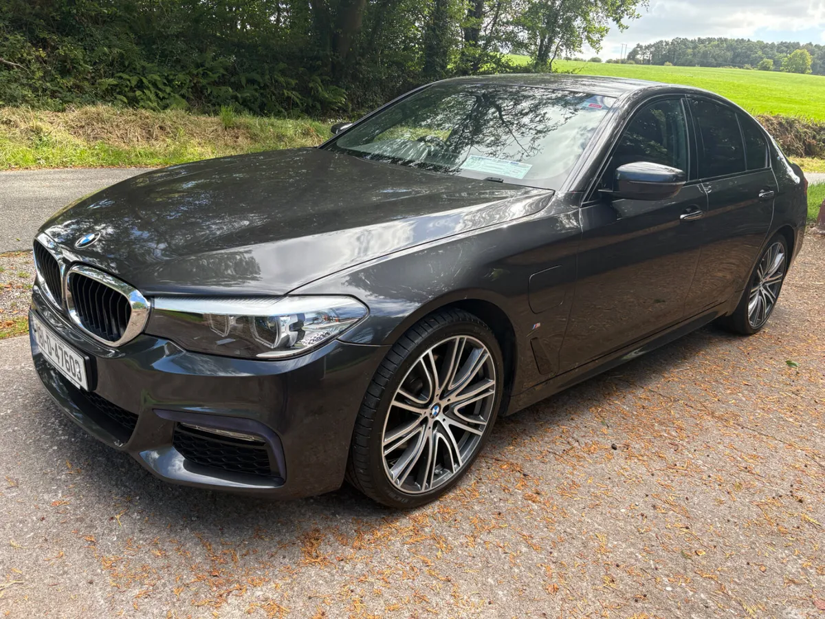 BMW 5-Series Saloon, Petrol Plug-in Hybrid, 2018, Grey