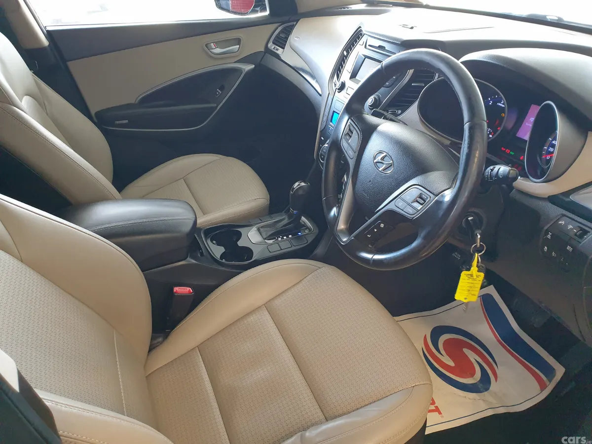 Hyundai Santa Fe SUV, Diesel, 2015, Black