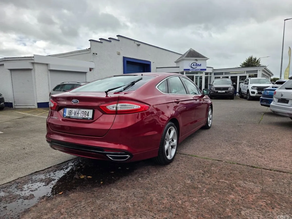 Ford Mondeo Hatchback, Diesel, 2018, Red