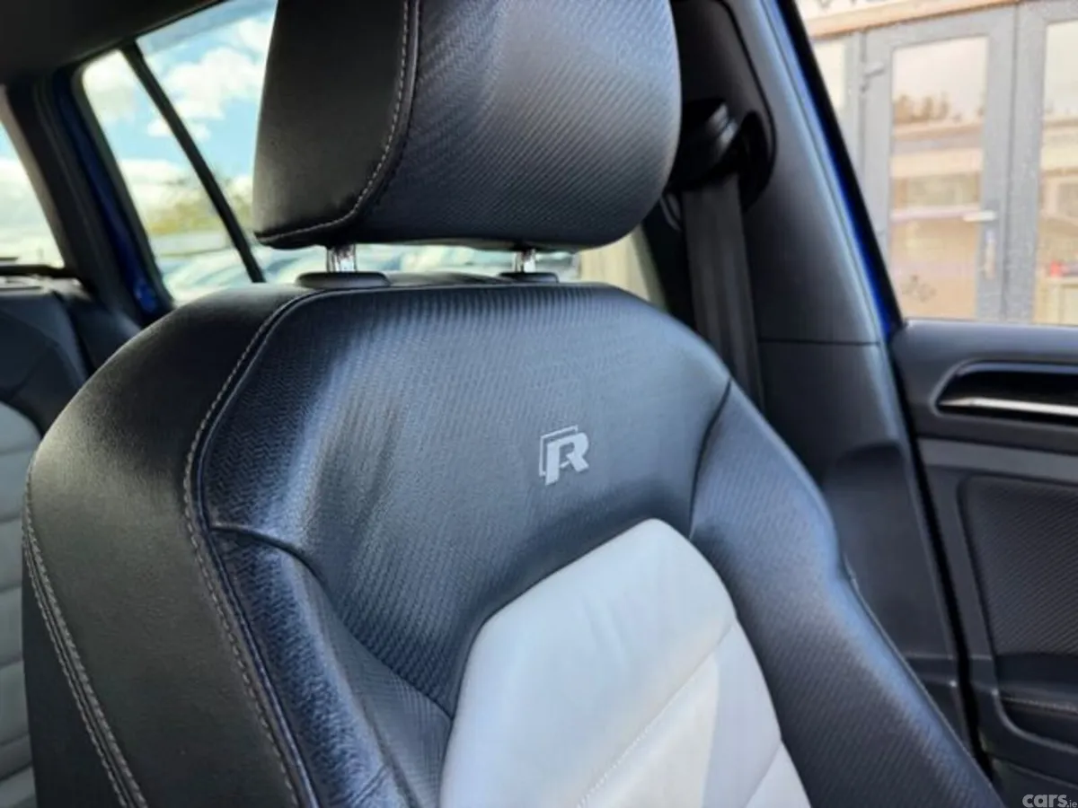 Volkswagen Golf Estate, Petrol, 2016, Blue