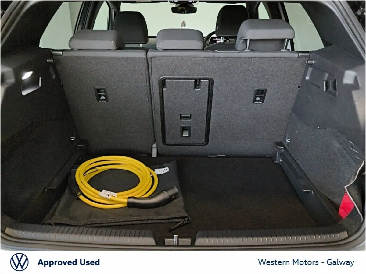 Volkswagen ID.3 Hatchback, Electric, 2025, Silver