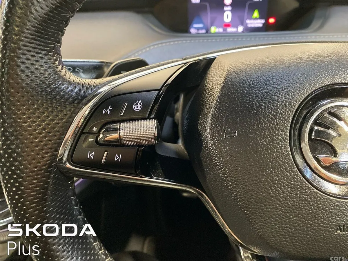 Skoda Enyaq Hatchback, Electric, 2023, Silver