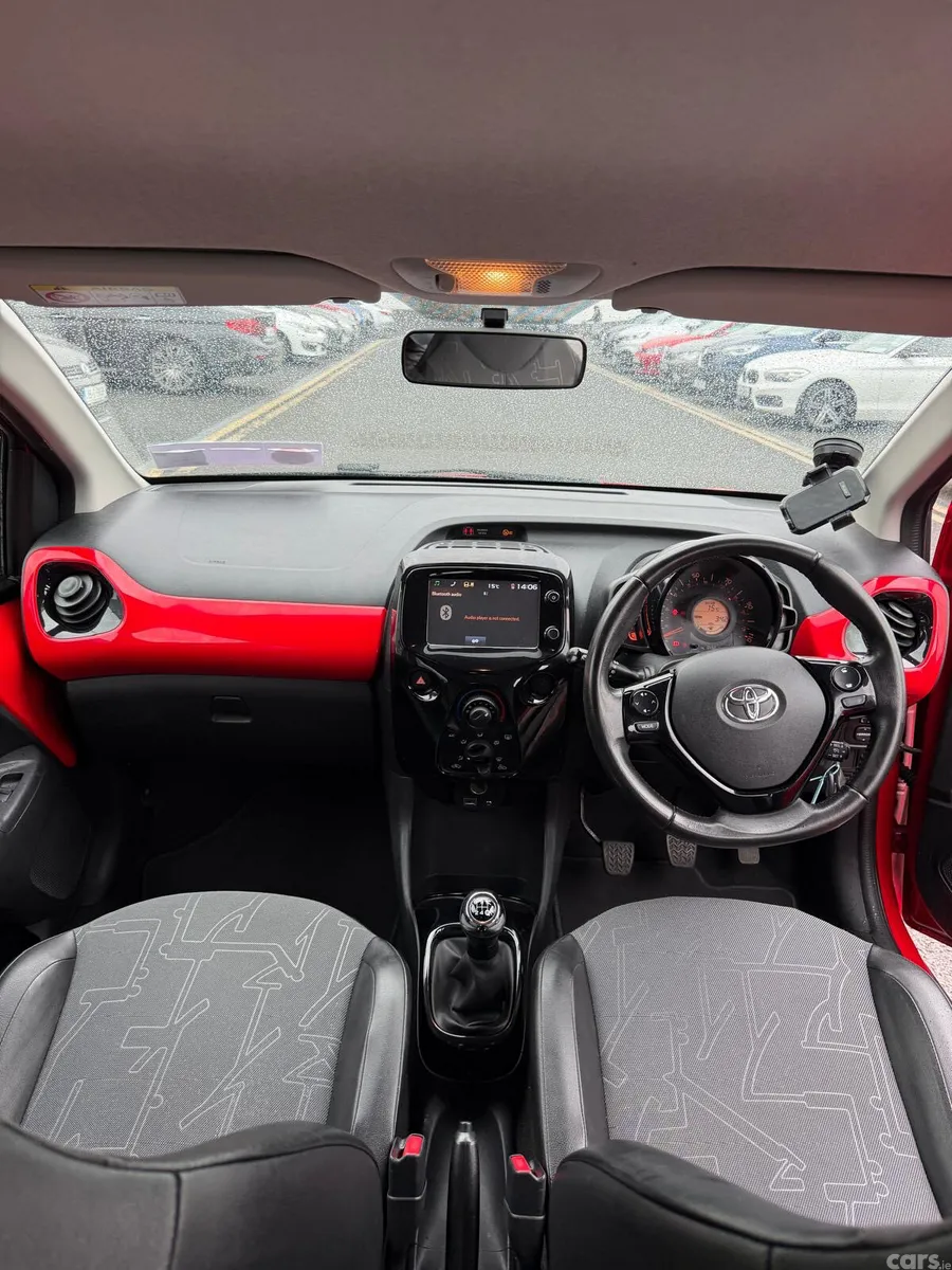Toyota Aygo Hatchback, Petrol, 2016, Red