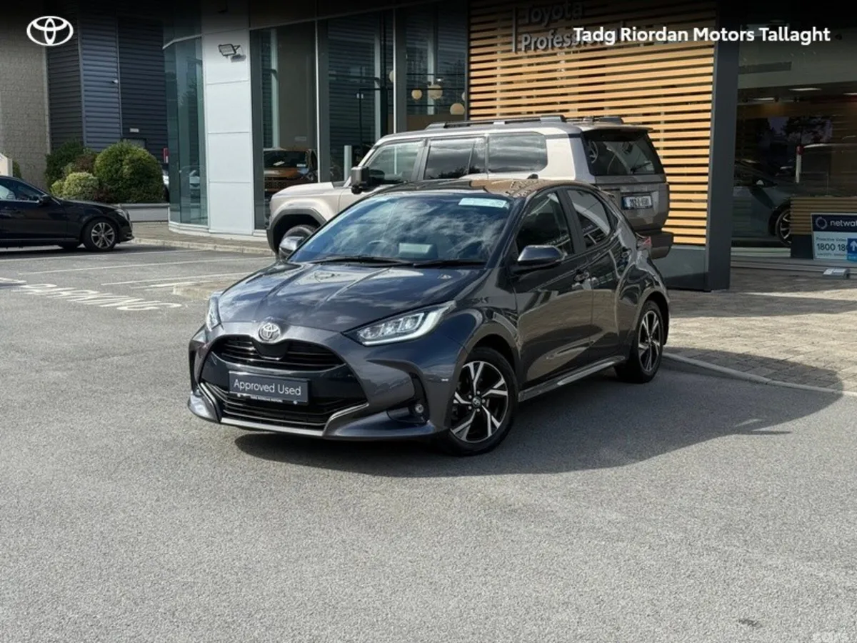 Toyota Yaris Hatchback, Petrol Hybrid, 2024, Grey