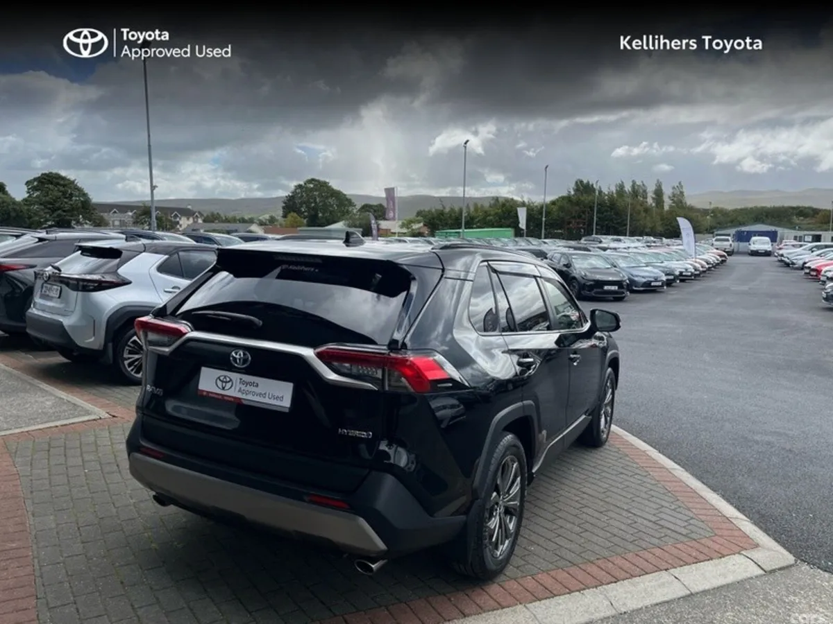 Toyota RAV4 SUV, Petrol Hybrid, 2023, Black
