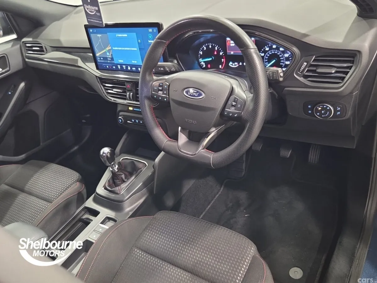 Ford Focus Estate, Petrol, 2023, Blue