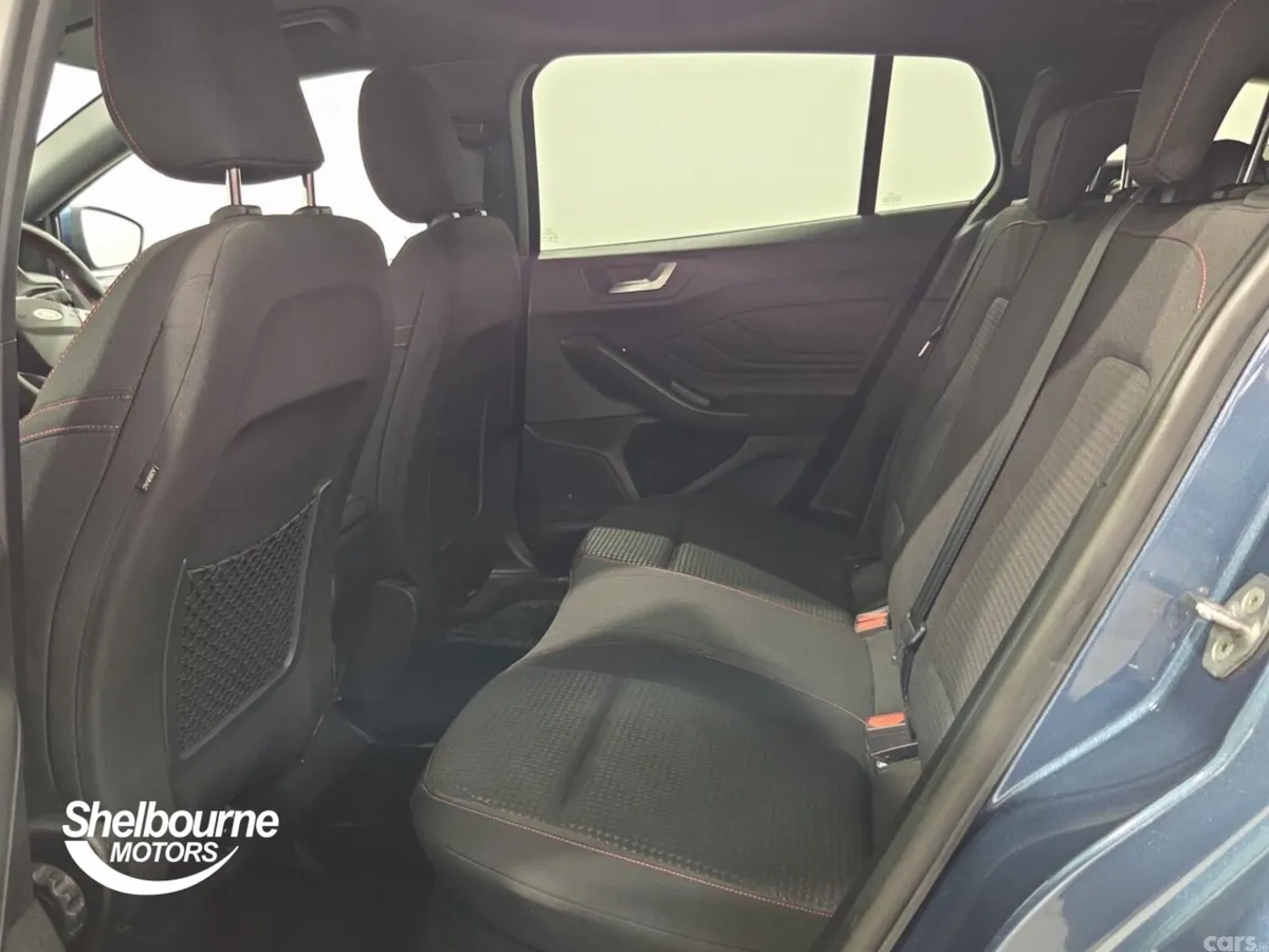 Ford Focus Estate, Petrol, 2023, Blue