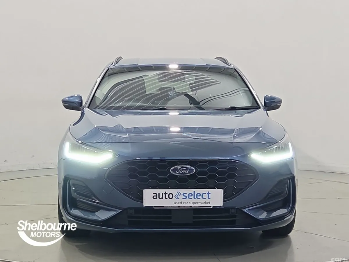 Ford Focus Estate, Petrol, 2023, Blue