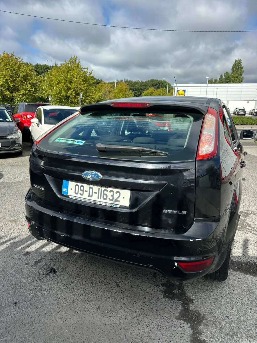 Ford Focus Hatchback, Petrol, 2009, Black