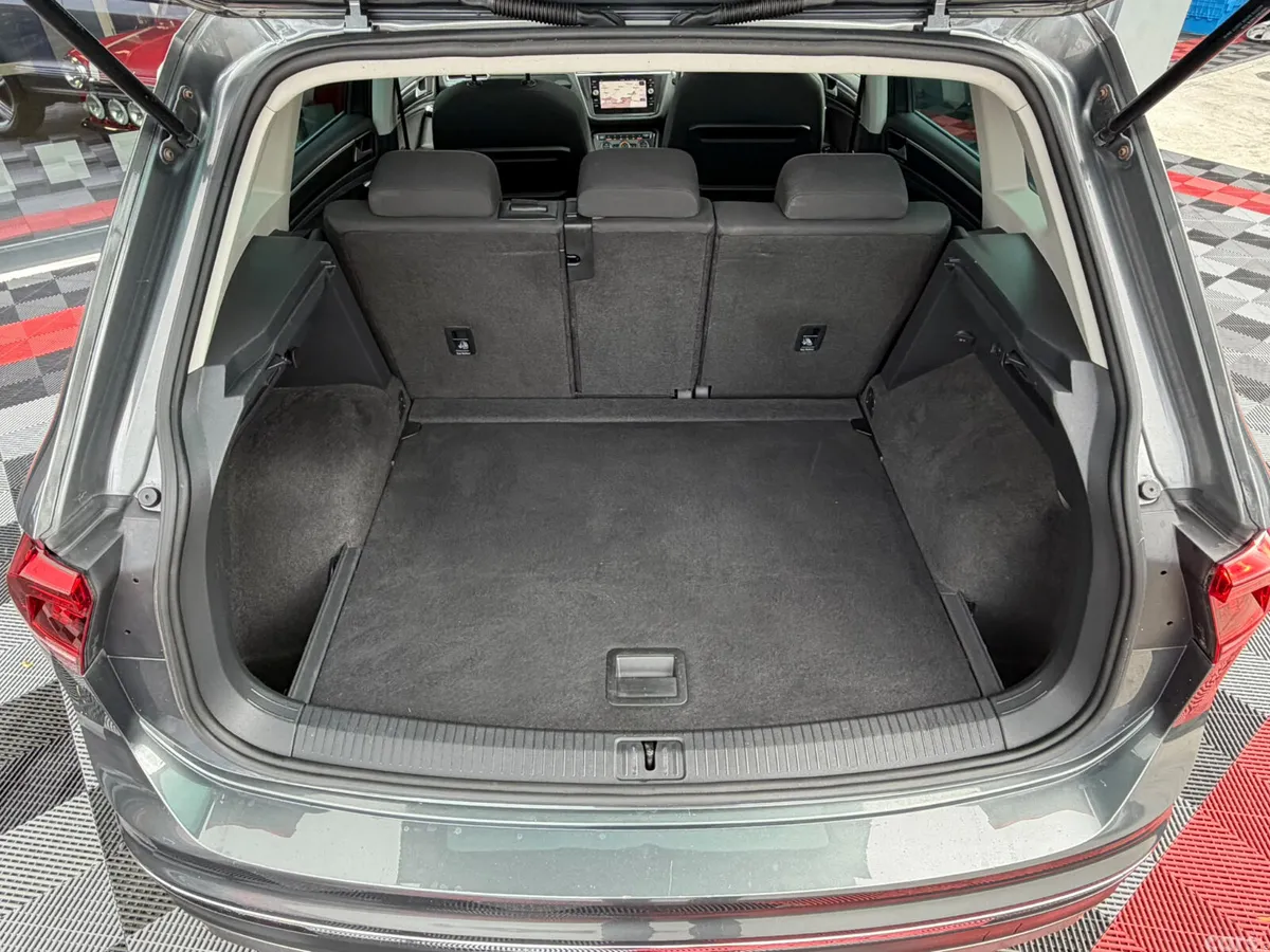 Volkswagen Tiguan SUV, Diesel, 2017, Grey