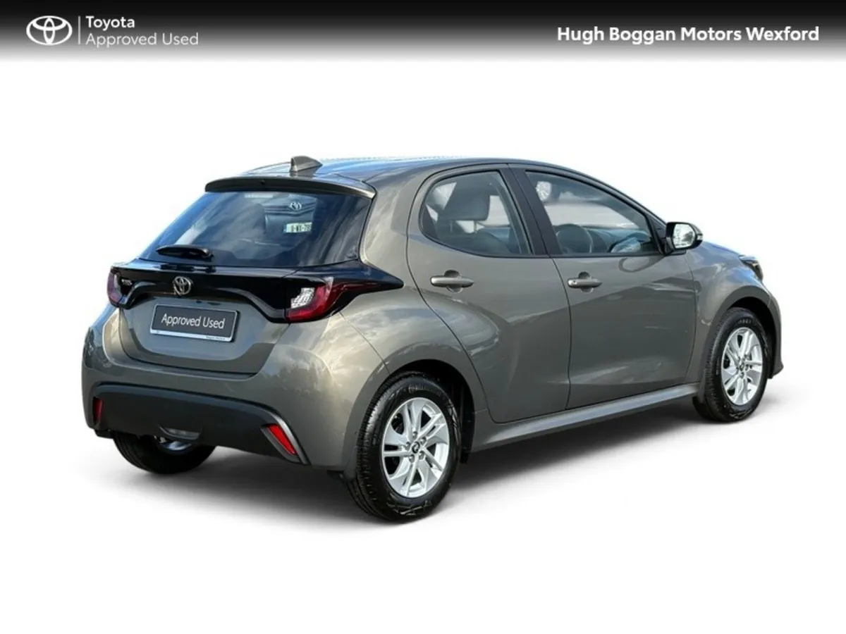 Toyota Yaris Hatchback, Petrol, 2025, Bronze