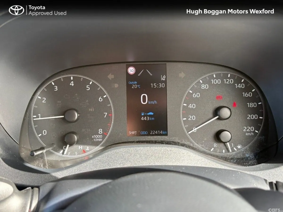 Toyota Yaris Hatchback, Petrol, 2025, Bronze