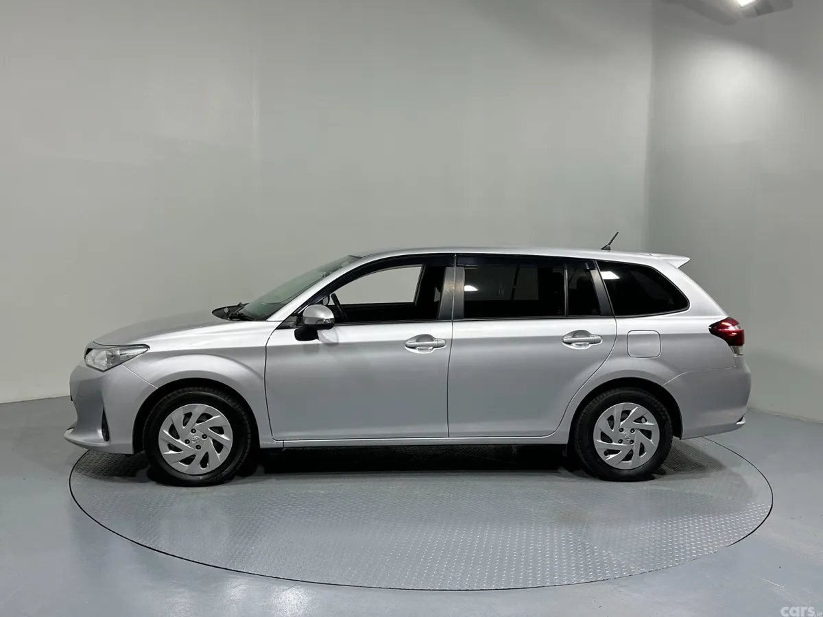 Toyota Corolla Estate, Petrol Hybrid, 2022, Silver
