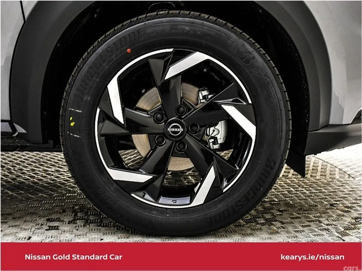 Nissan Juke SUV, Petrol, 2023, Grey