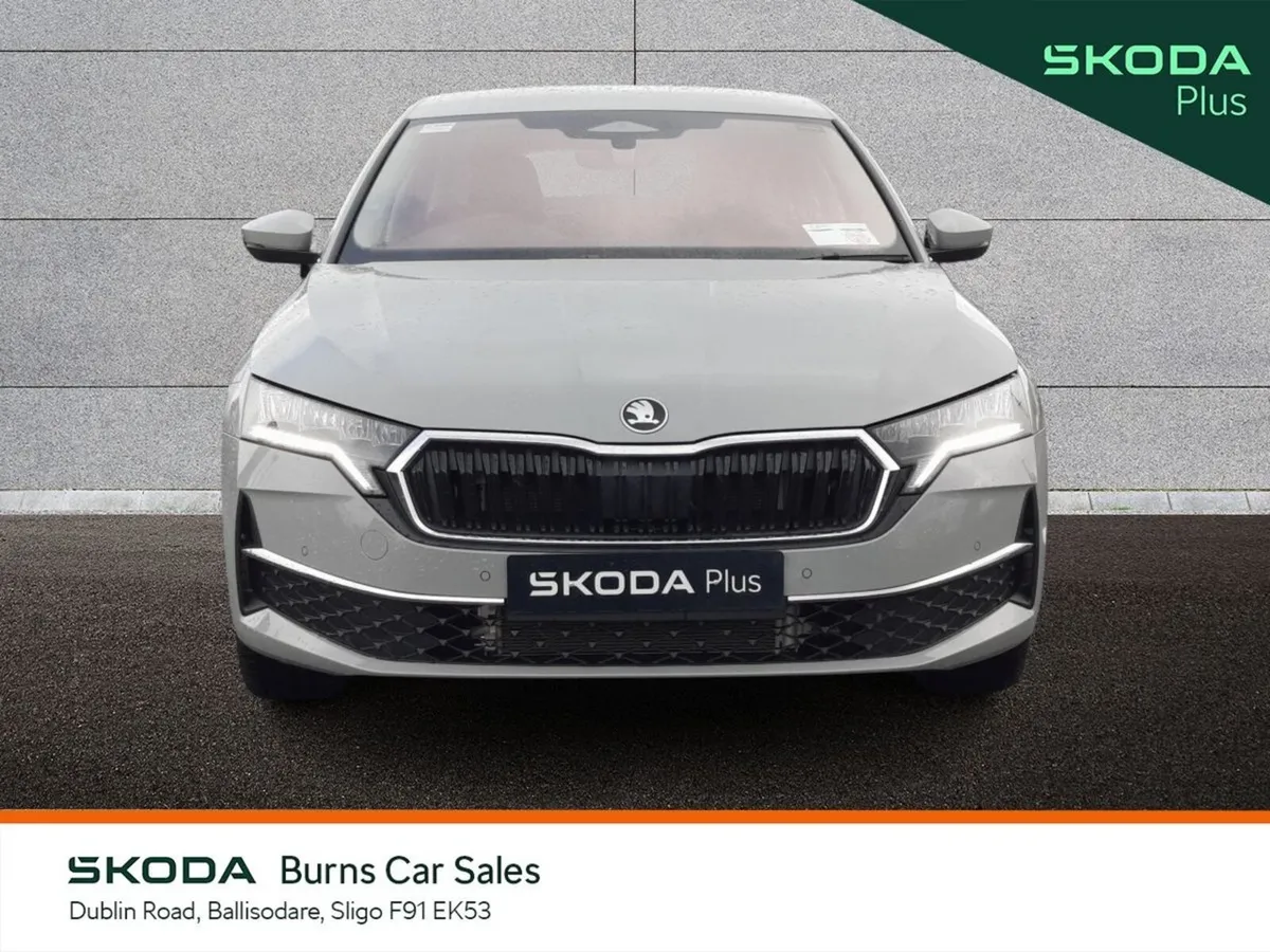 Skoda Octavia Saloon, Diesel, 2026, Grey