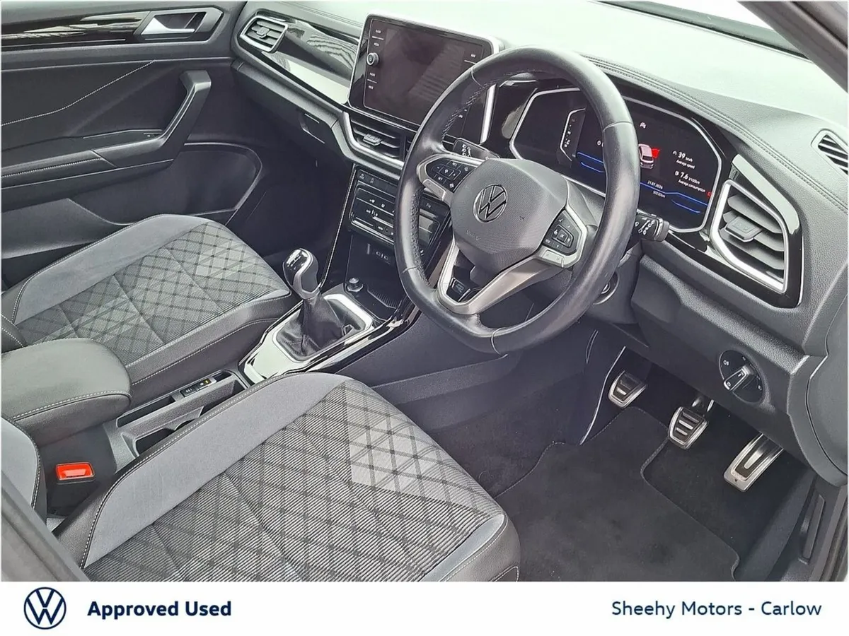 Volkswagen T-Roc SUV, Petrol, 2023, White