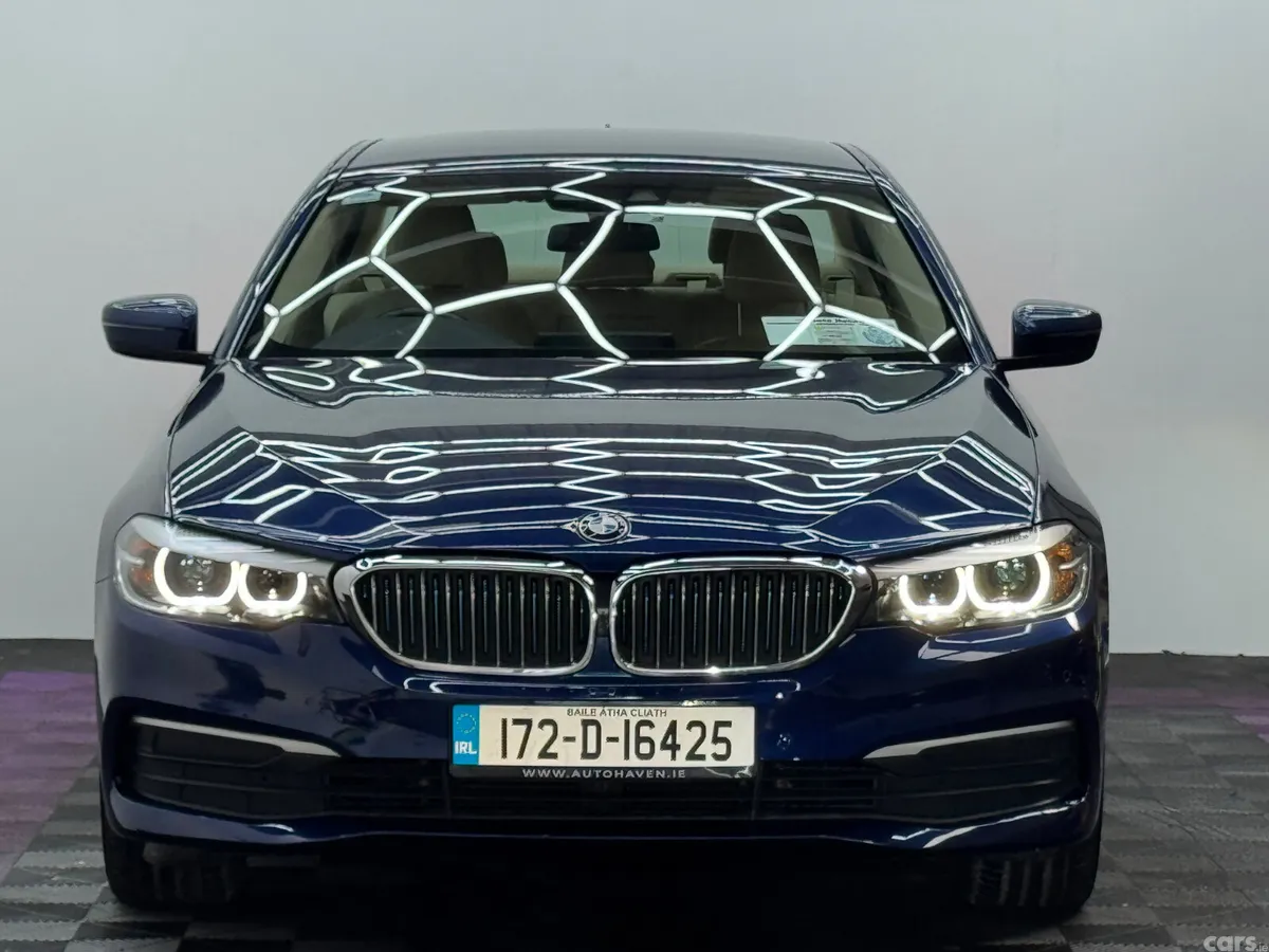 BMW 5-Series Saloon, Petrol Plug-in Hybrid, 2017, Blue