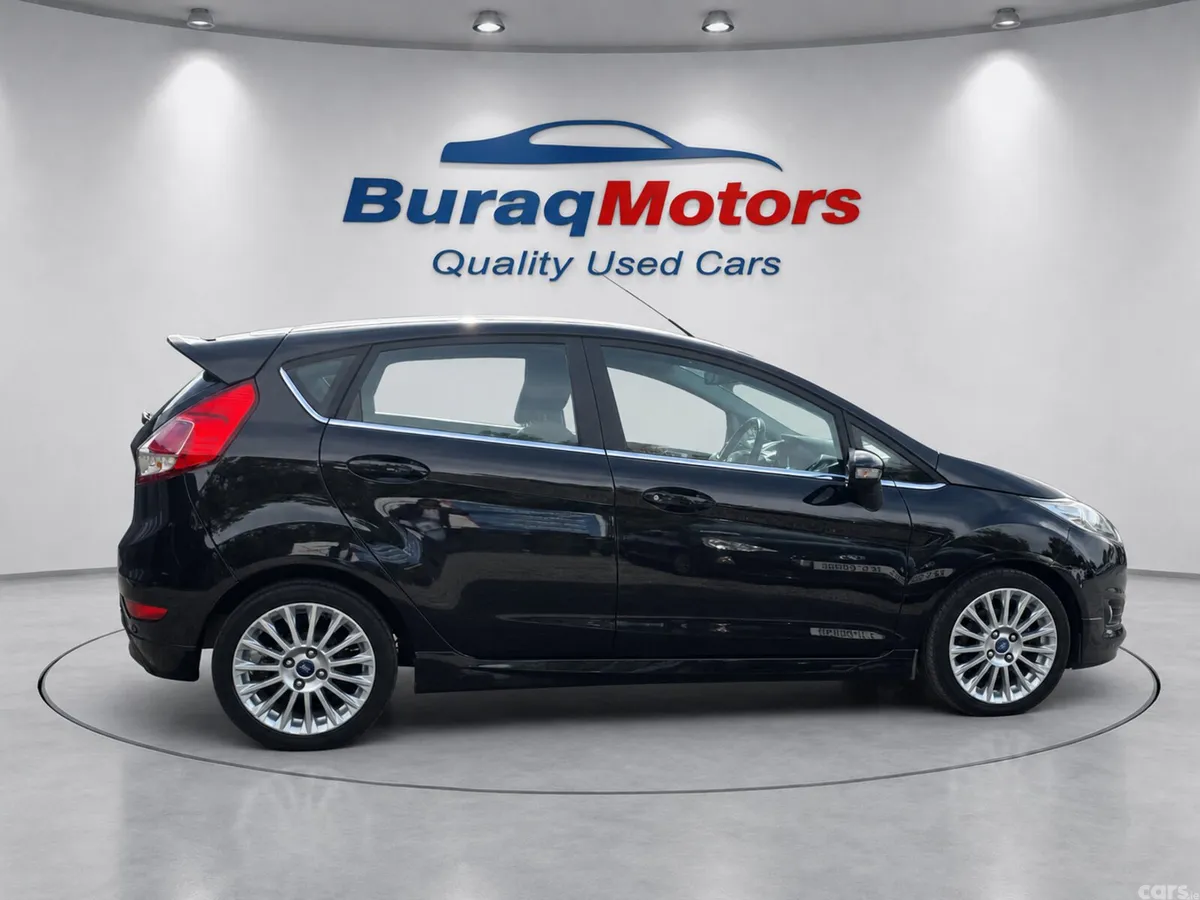 Ford Fiesta Hatchback, Petrol, 2014, Black