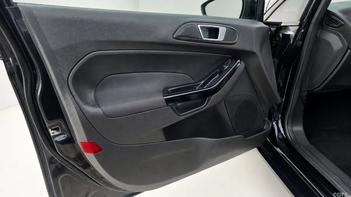 Ford Fiesta Hatchback, Petrol, 2014, Black