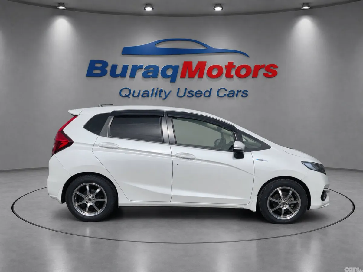 Honda Fit Hatchback, Petrol Hybrid, 2019, White