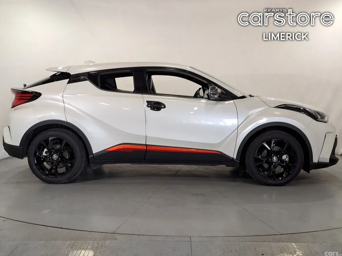 Toyota C-HR Hatchback, Petrol Hybrid, 2021, White