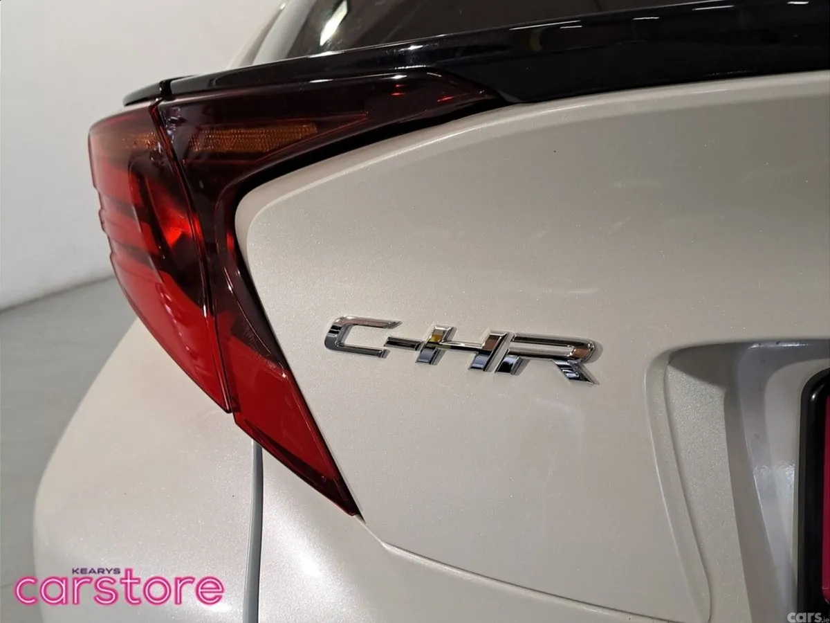 Toyota C-HR Hatchback, Petrol Hybrid, 2021, White