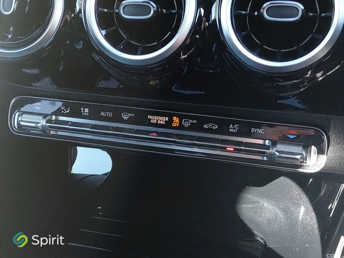 Mercedes-Benz A-Class Hatchback, Petrol, 2019, White