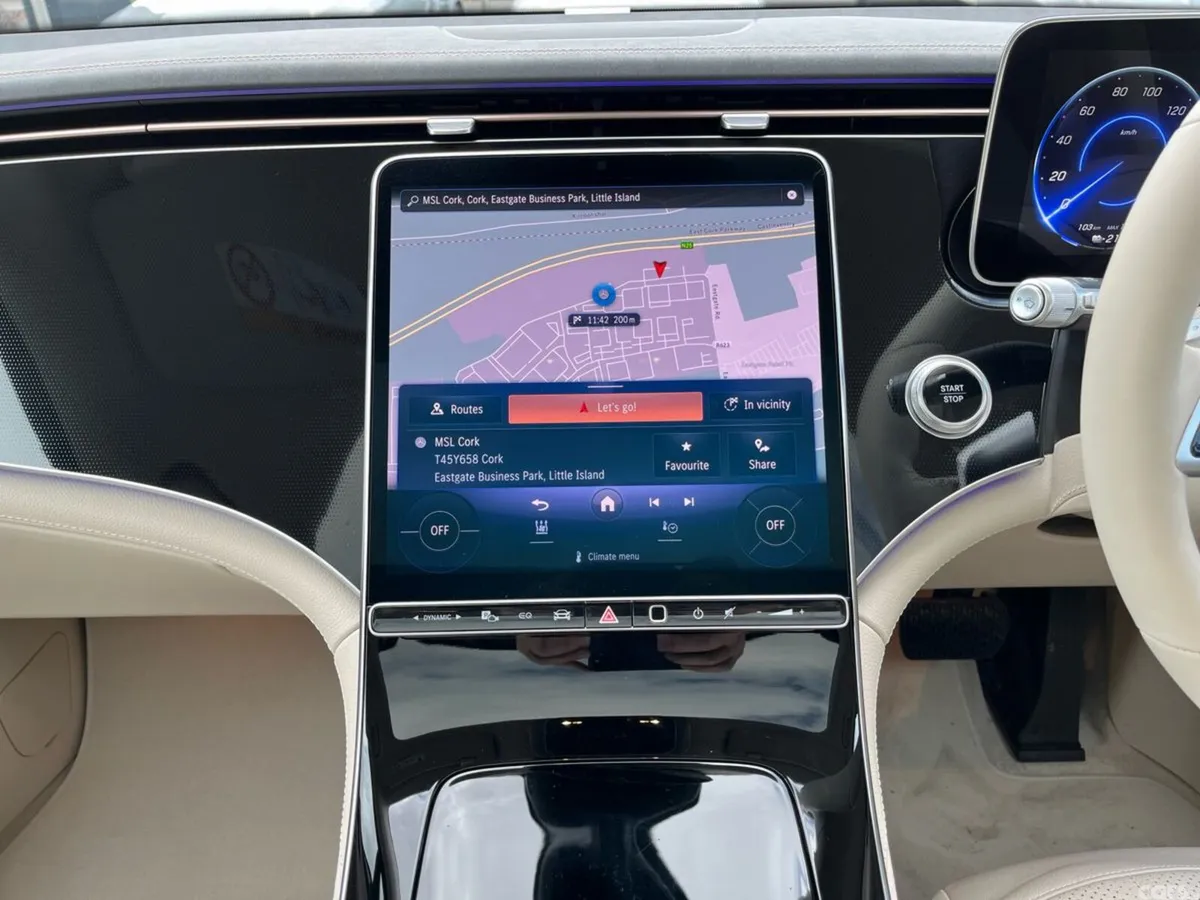 Mercedes-Benz EQS SUV, Electric, 2025, Grey