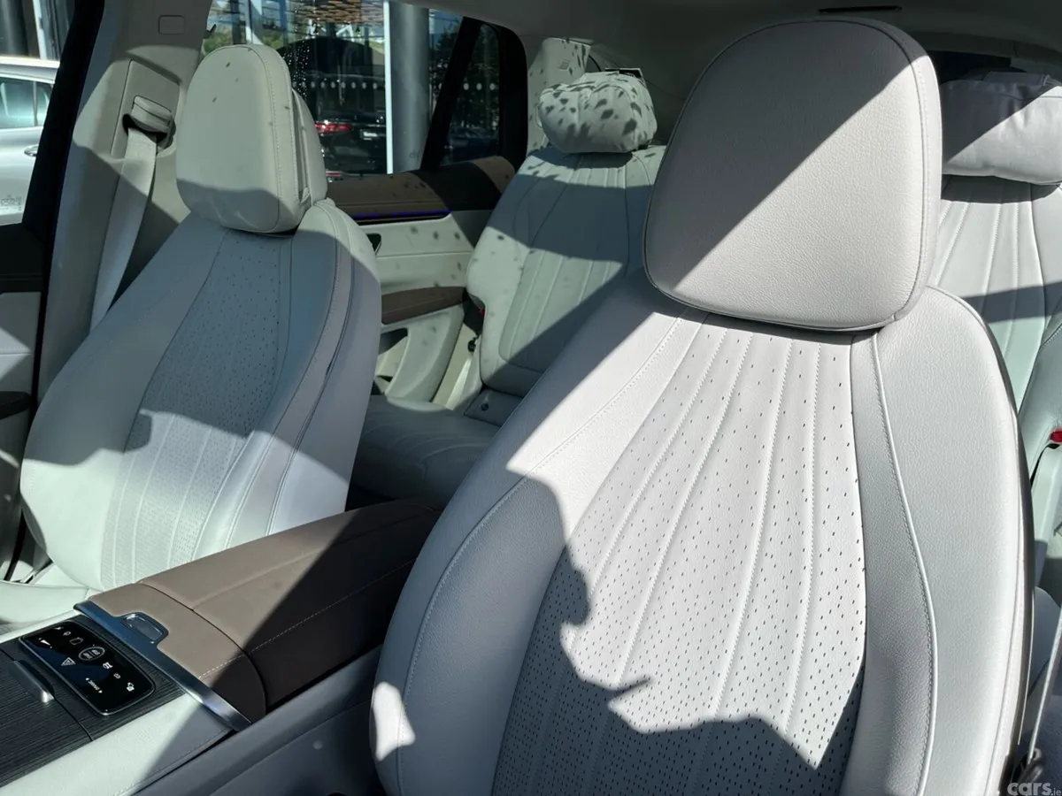 Mercedes-Benz EQS SUV, Electric, 2025, Blue