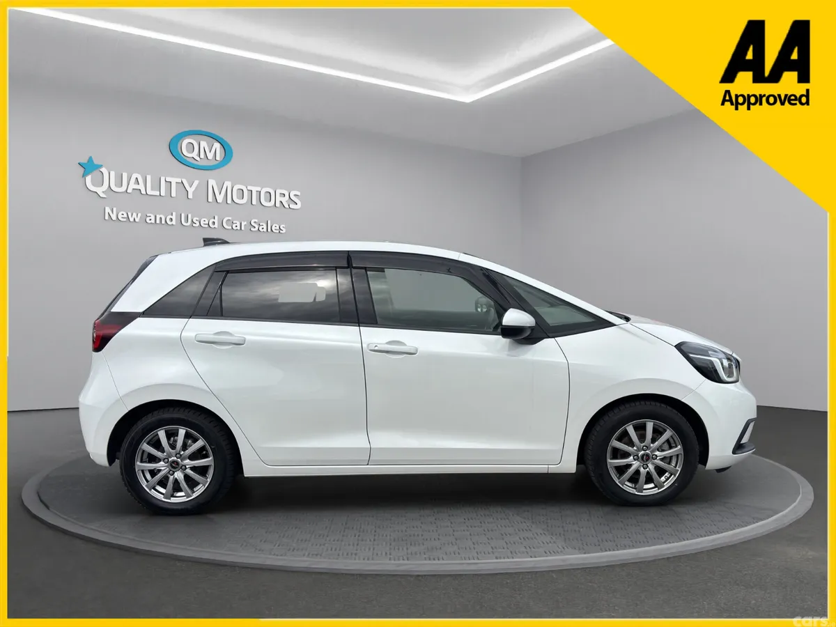 Honda Fit Hatchback, Petrol Hybrid, 2020, White