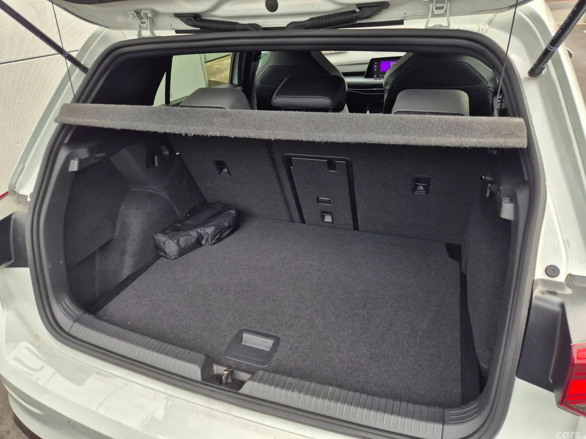 Volkswagen Golf Hatchback, Petrol, 2024, White