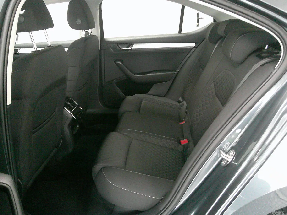 Skoda Superb Hatchback, Diesel, 2020, Grey