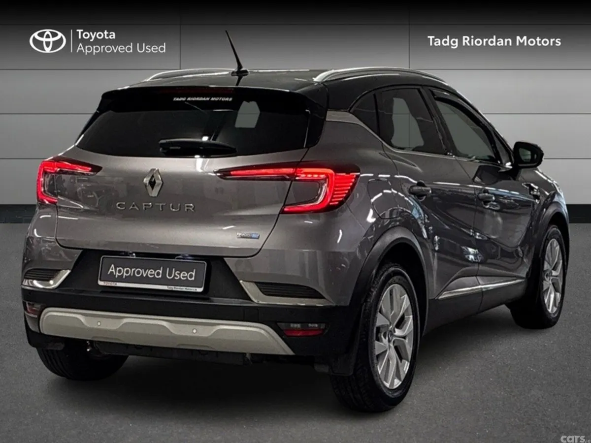 Renault Captur Hatchback, Petrol Plug-in Hybrid, 2021, Grey