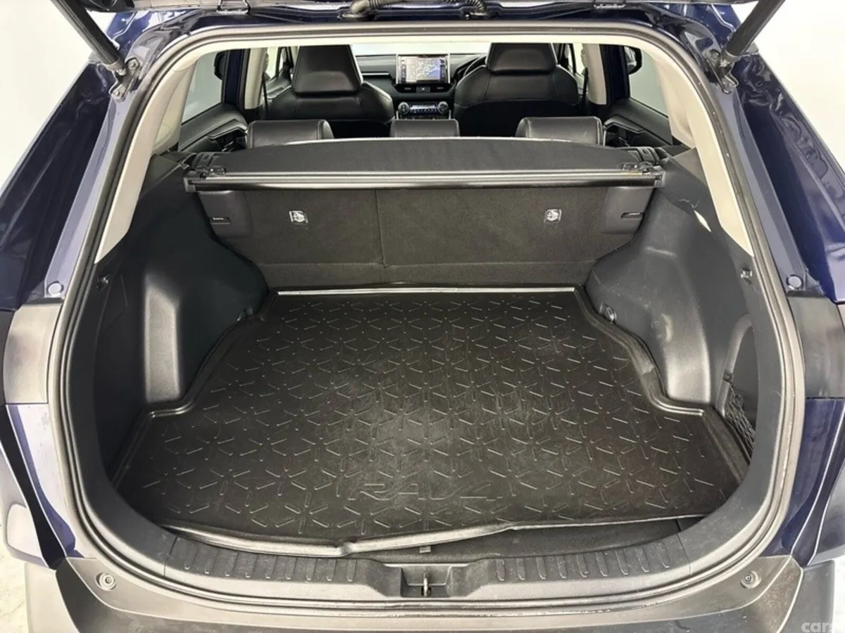 Toyota RAV4 SUV, Petrol Hybrid, 2019, Blue