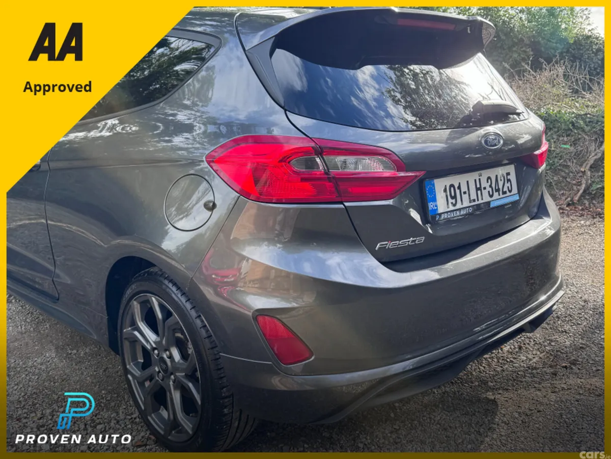Ford Fiesta Hatchback, Petrol, 2019, Grey