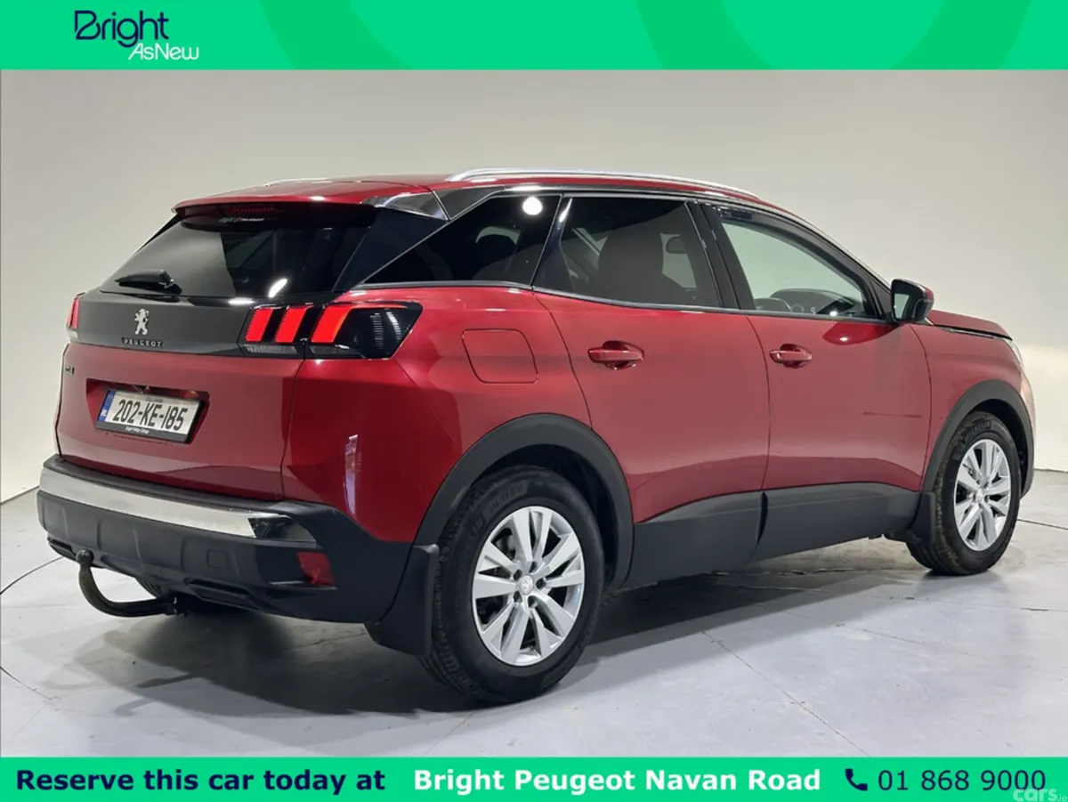 Peugeot 3008 MPV, Diesel, 2020, Red