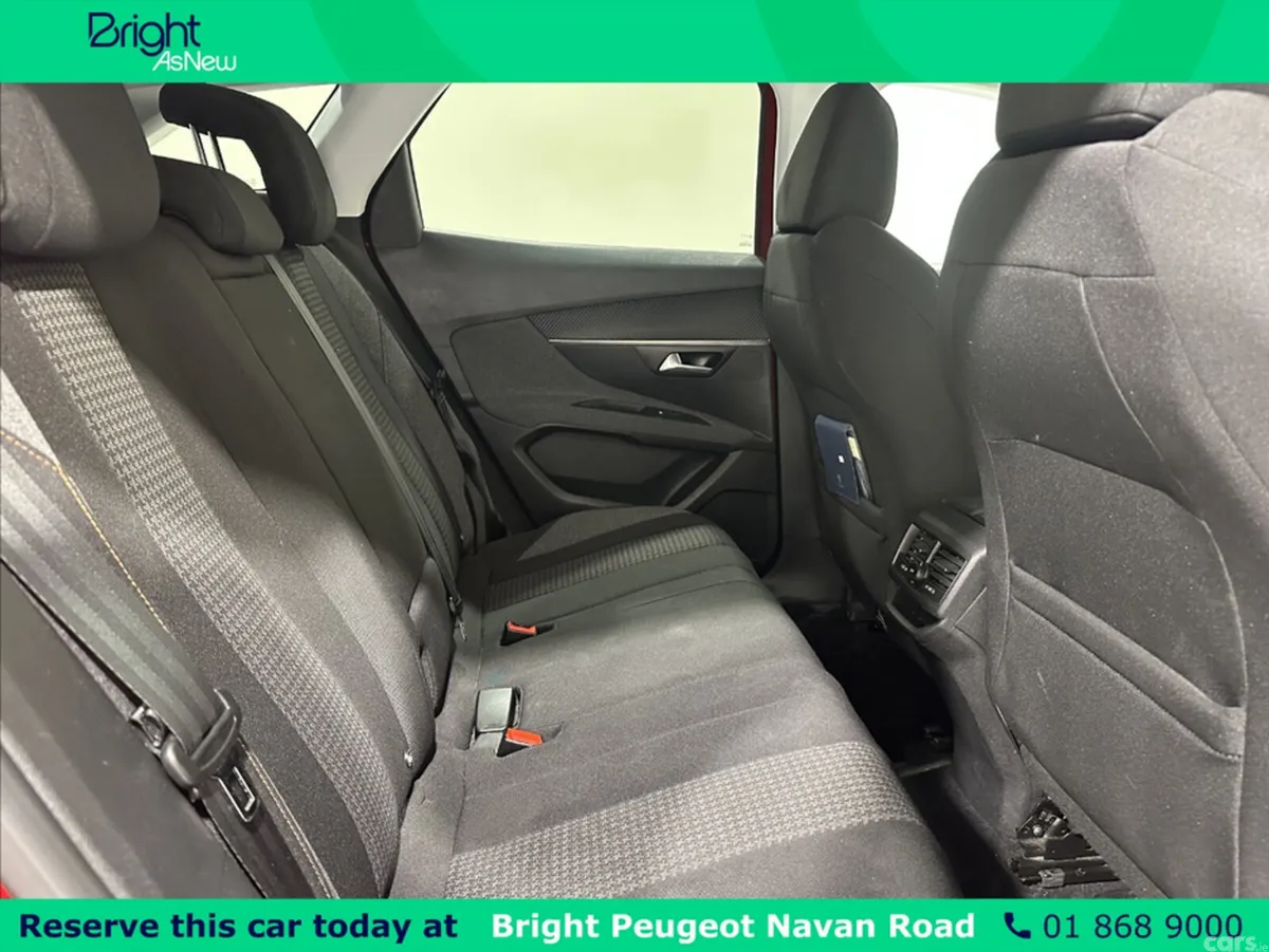 Peugeot 3008 MPV, Diesel, 2020, Red