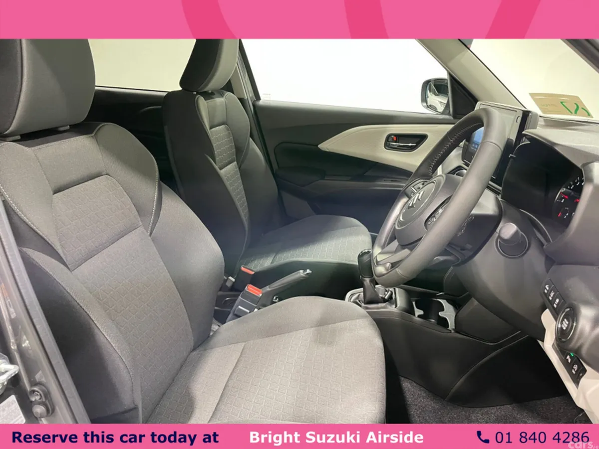 Suzuki Swift Hatchback, Petrol Hybrid, 2027, White