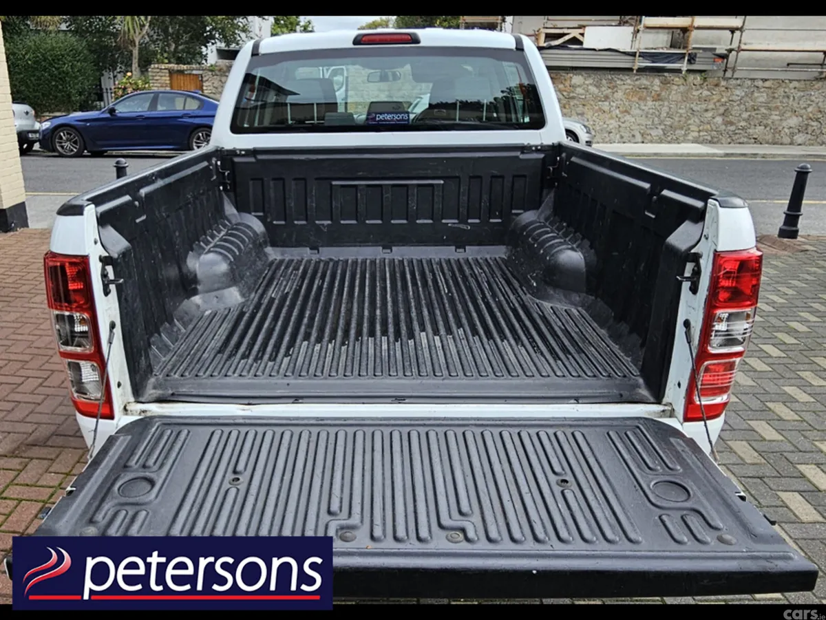 Ford Ranger Pick Up, Diesel, 2013, White