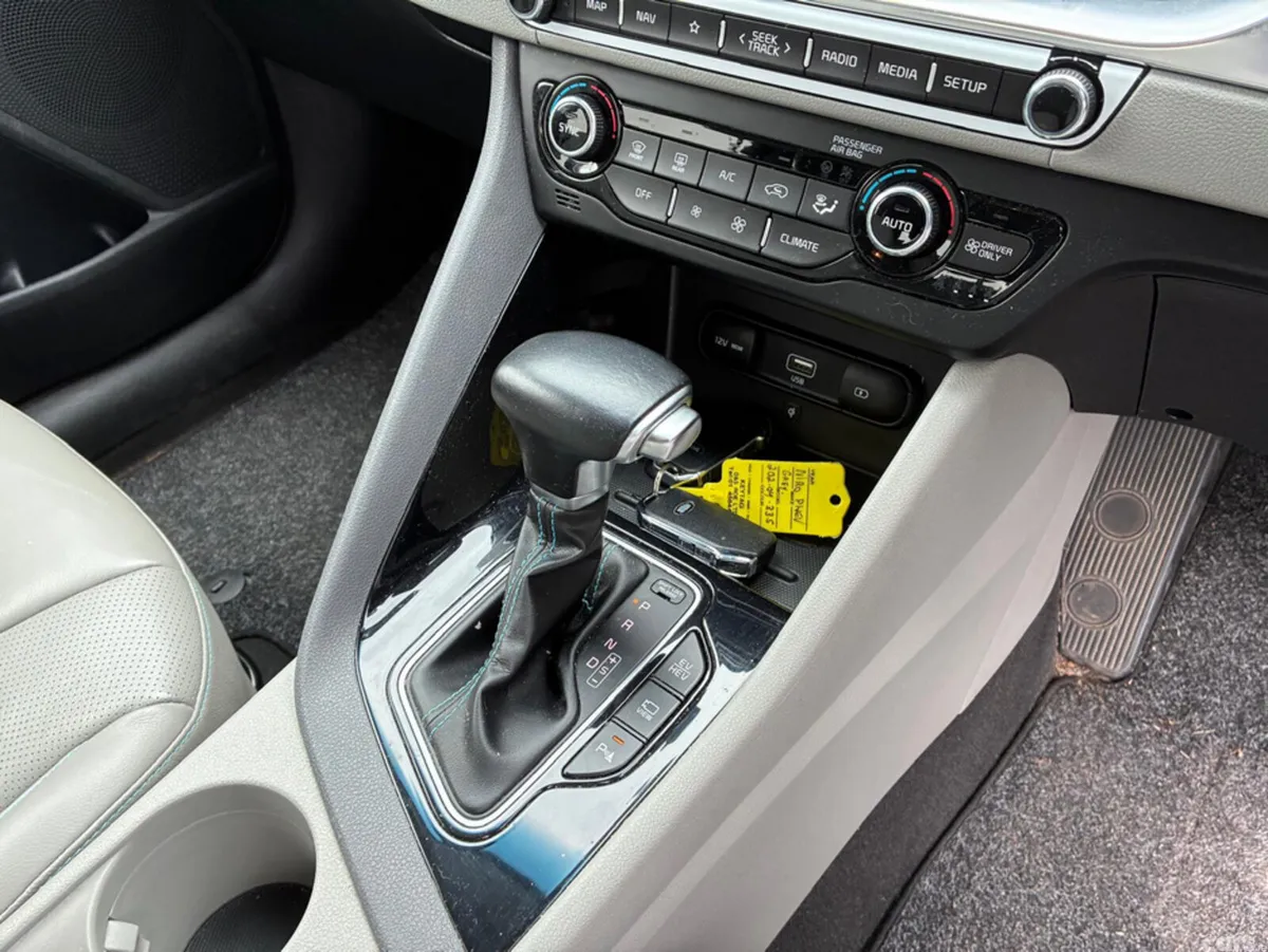 Kia Niro SUV, Petrol Plug-in Hybrid, 2020, Grey