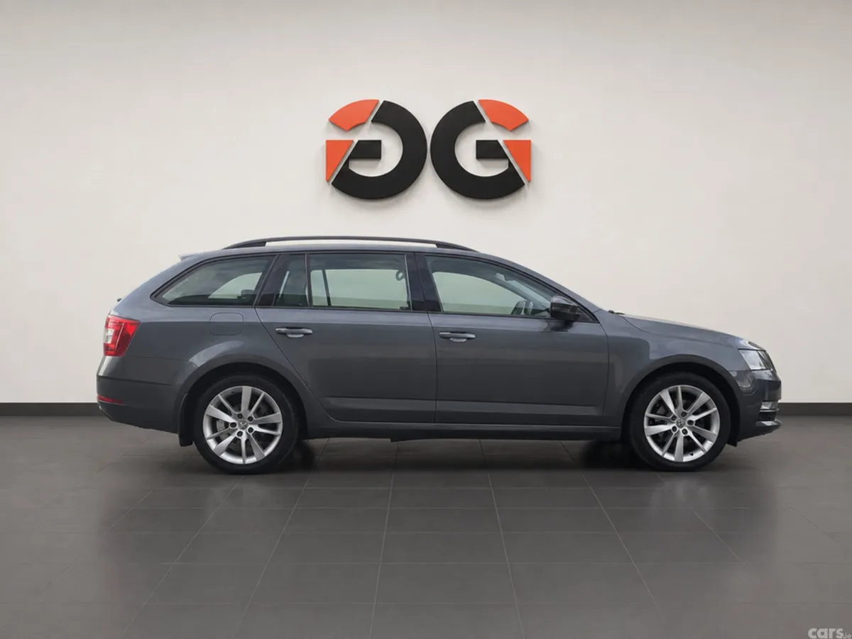 Skoda Octavia Estate, Diesel, 2018, Grey