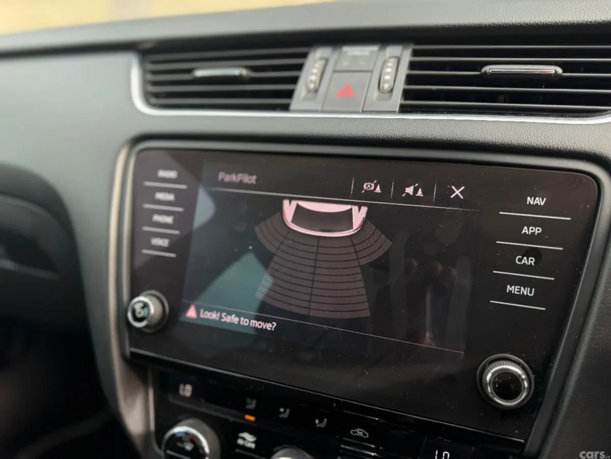 Skoda Octavia Estate, Diesel, 2018, Grey