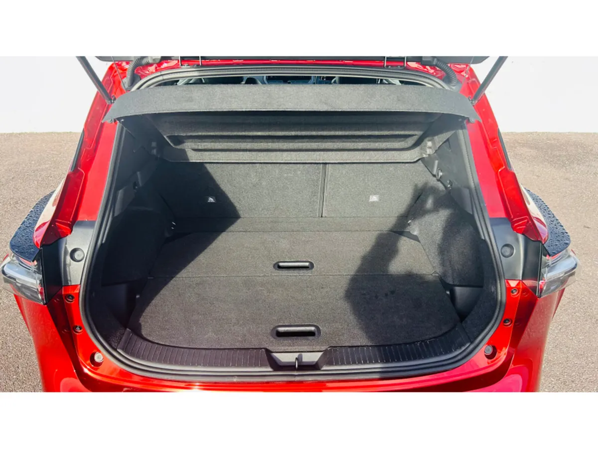 Nissan Qashqai Hatchback, Petrol Hybrid, 2026, Red